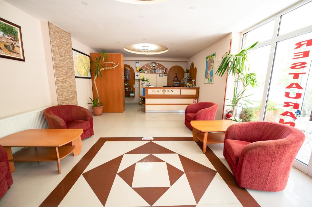 Hotel Holiday-M Ohrid Exterior foto