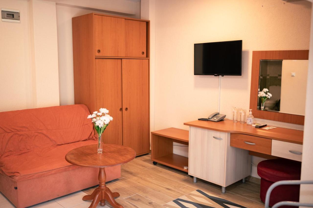 Hotel Holiday-M Ohrid Exterior foto